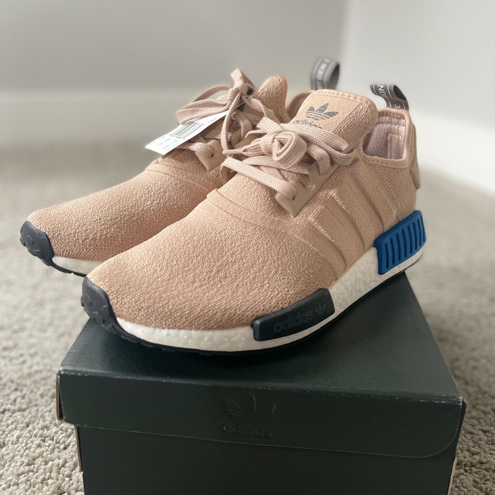 NMD R1 (New) - Picture 3 of 3